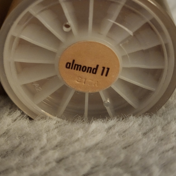 Stila Stay All Day Foundation Concealer in Shad #11 Almond - Picture 8 of 9